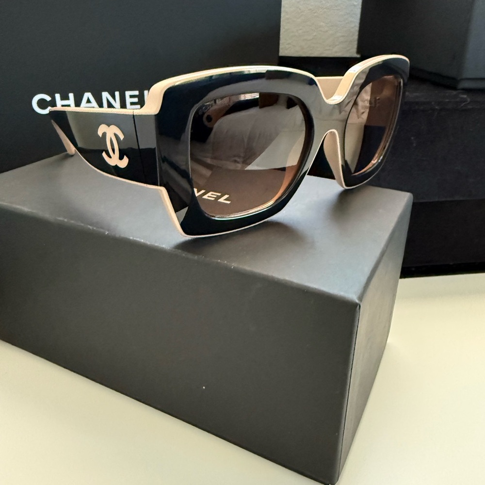 Chanel Black Sunglasses
